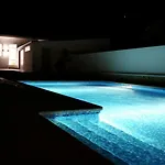 Con Piscina Vina De Millan