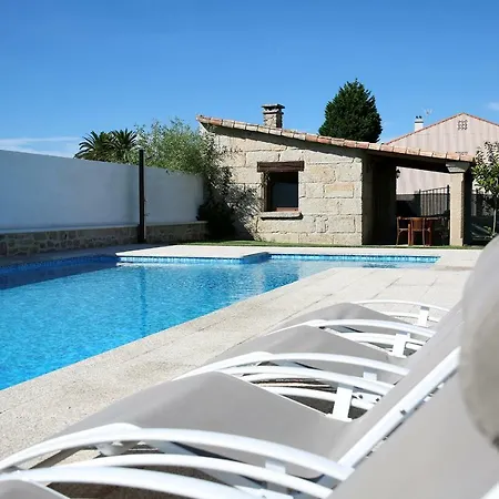 Con Piscina Vina De Millan
