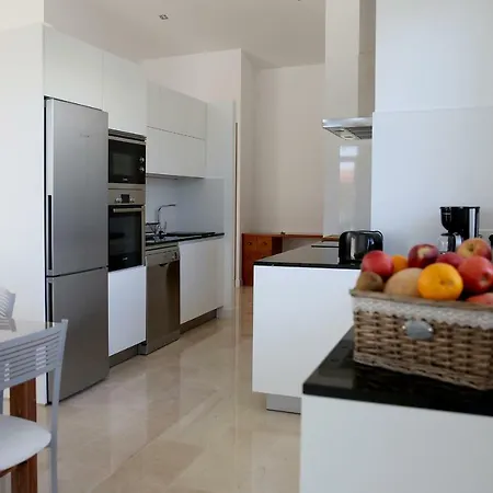 Con Piscina Vina De Millan *