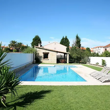 Holiday home Con Piscina Vina De Millan O Grove